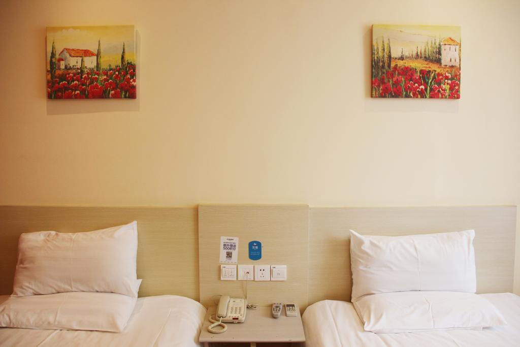 Hanting Hotel Shanghai South Railway Station Luoxiang Road Branch Xangai Quarto foto