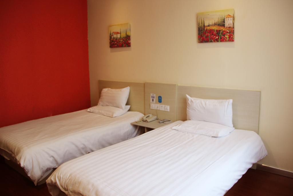 Hanting Hotel Shanghai South Railway Station Luoxiang Road Branch Xangai Quarto foto